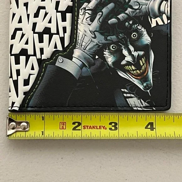 Batman Joker Pleather Wallet Bruce Wayne Penguin Jim Gordon Cat Woman DC Comic - Picture 7 of 8